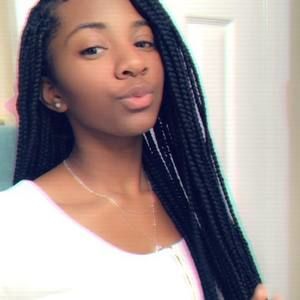 Meet your Posher, Kayla